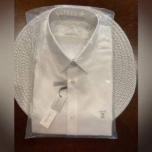 Calvin Klein Men’s Slim Fit Dress Shirt